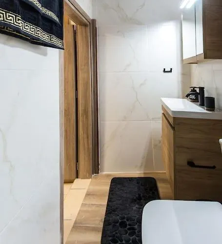 Splatzia Old Town Maizonette