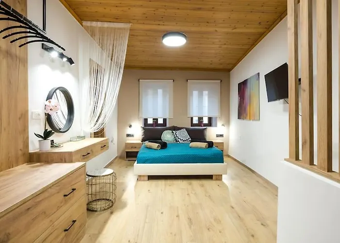 Splatzia Old Town Maizonette * Hriszí Aktí Haniá